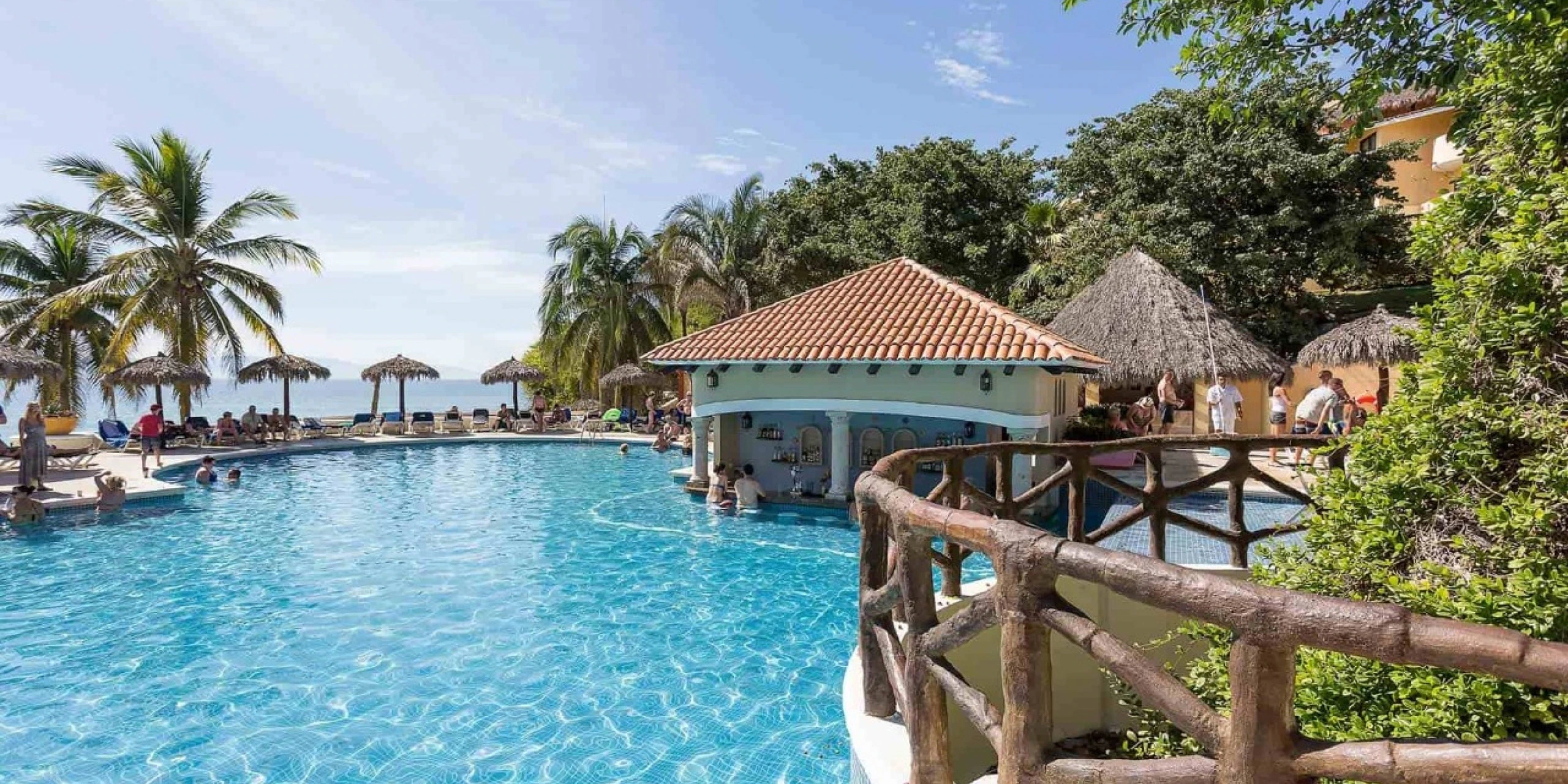 Grand Palladium Vallarta Pool Scaled